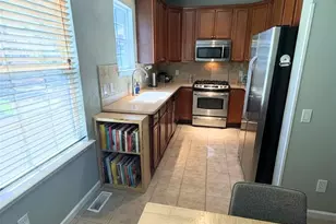 1 Maler Ln, Patchogue, NY 11772 - Photo 8