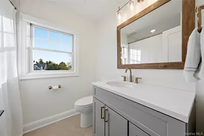 3 True Harbour Way, West Islip, NY 11795 - Photo 34