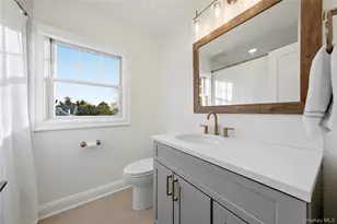 3 True Harbour Way, West Islip, NY 11795 - Photo 34