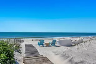 6 Gin Ln, Southampton, NY 11968 - Photo 14