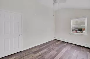 255 Rolling St, Malverne, NY 11565 - Photo 22