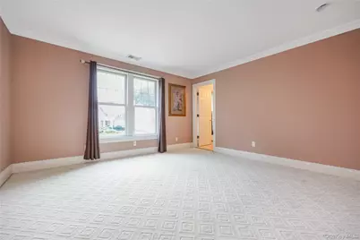 47 Pembroke Drive, Glen Cove, NY 11542 - Photo 32
