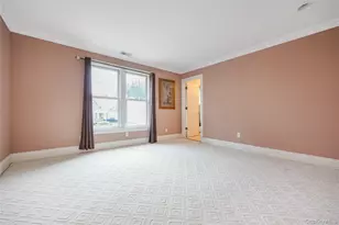 47 Pembroke Dr, Glen Cove, NY 11542 - Photo 32