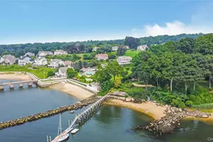 47 Pembroke Dr, Glen Cove, NY 11542 - Photo 46