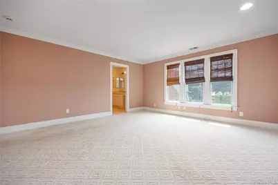 47 Pembroke Drive, Glen Cove, NY 11542 - Photo 30