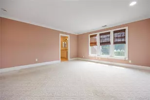 47 Pembroke Dr, Glen Cove, NY 11542 - Photo 30