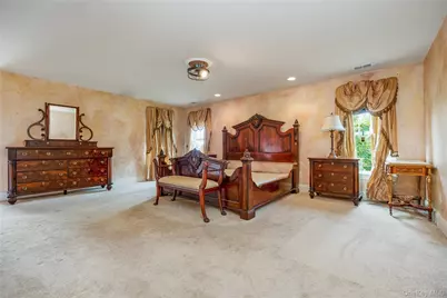 47 Pembroke Drive, Glen Cove, NY 11542 - Photo 28