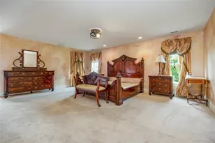 47 Pembroke Dr, Glen Cove, NY 11542 - Photo 28
