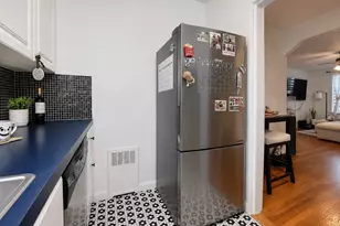 35-21 205th St, Bayside, NY 11361 - Photo 16