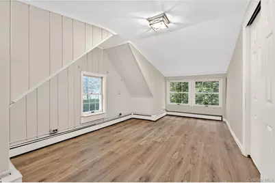 136 Lodge Avenue, Huntington Station, NY 11746 - Photo 30