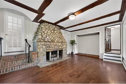 136 Lodge Avenue, Huntington Station, NY 11746 - Photo 20