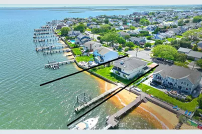69 Ocean Avenue, Massapequa, NY 11758 - Photo 38