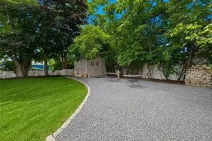 6 Naybor Ave, Medford, NY 11763 - Photo 36