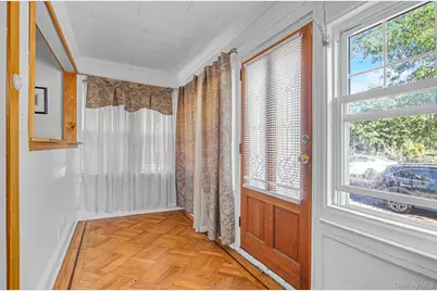 225-13 95th Avenue, Floral Park, NY 11001 - Photo 2