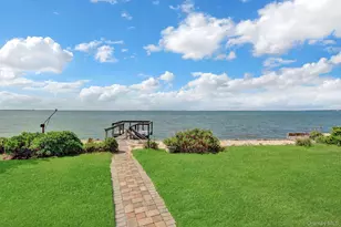 6 Last Ln, Hampton Bays, NY 11946 - Photo 6