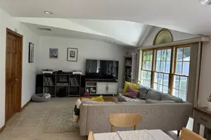 100 Rockywood Rd, Manhasset, NY 11030 - Photo 8