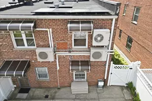 2752 Fish Ave, Bronx, NY 10469 - Photo 6