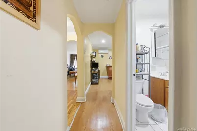 2752 Fish Avenue, Bronx, NY 10469 - Photo 40