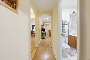 2752 Fish Ave, Bronx, NY 10469 - Photo 40