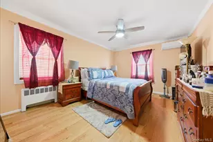 2752 Fish Ave, Bronx, NY 10469 - Photo 10