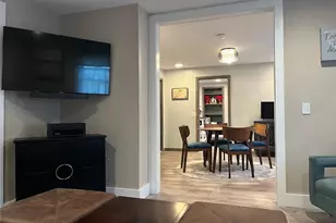 824 W Main St, Riverhead, NY 11901 - Photo 16