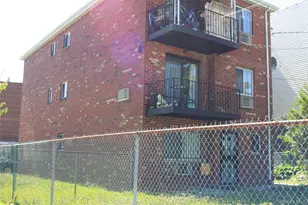 1100 E 221st St, Bronx, NY 10469 - Photo 2