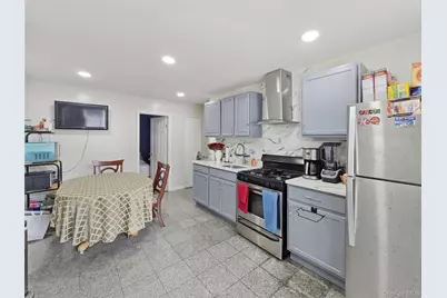 14563 181st Street, Springfield Gardens, NY 11413 - Photo 18