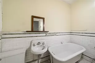 60-73 69th Ave, Ridgewood, NY 11385 - Photo 20
