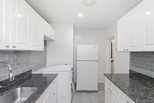 220-17 75th Ave, Oakland Gardens, NY 11364 - Photo 4