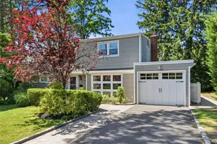 19 Radcliff Ave, Port Washington, NY 11050 - Photo 2