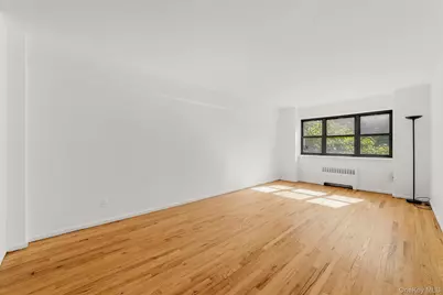 60 White Oak Street #2F, New Rochelle, NY 10801 - Photo 12