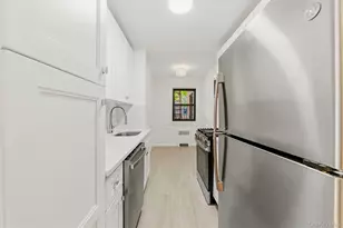 60 White Oak St, New Rochelle, NY 10801 - Photo 18