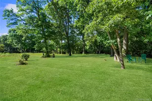 13 Simon Ave, Centereach, NY 11720 - Photo 10