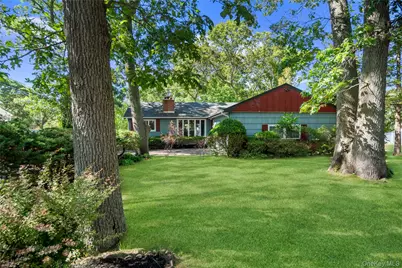 13 Simon Avenue, Centereach, NY 11720 - Photo 2