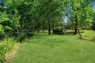 13 Simon Avenue, Centereach, NY 11720 - Photo 4