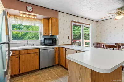 13 Simon Avenue, Centereach, NY 11720 - Photo 20