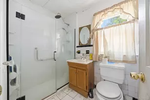 115-31 197th St, Saint Albans, NY 11412 - Photo 18