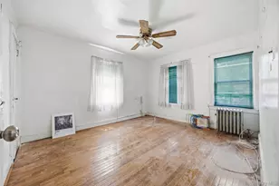 115-31 197th St, Saint Albans, NY 11412 - Photo 12