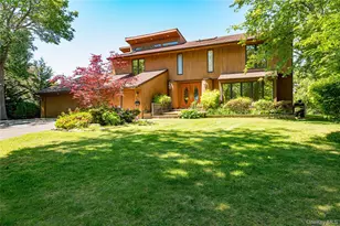 164 W Islip Rd, West Islip, NY 11795 - Photo 4