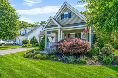 116 Golden Spruce Drive, Calverton, NY 11933 - Photo 2