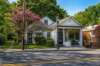 1550 Main Road, Riverhead, NY 11901 - Photo 1