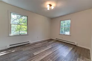 25 Camelot Dr, Centereach, NY 11720 - Photo 18