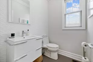 545 E Fulton St, Long Beach, NY 11561 - Photo 18