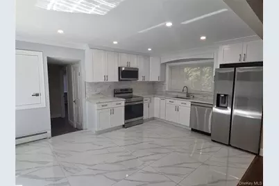 7 Roosevelt Avenue, Greenlawn, NY 11740 - Photo 4