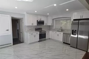 7 Roosevelt Ave, Greenlawn, NY 11740 - Photo 4