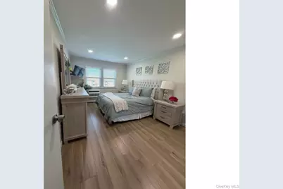 104 Millard Avenue #104, West Babylon, NY 11704 - Photo 8