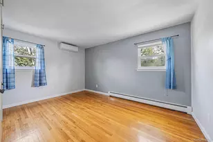 20 Rochelle Ct, Amityville, NY 11701 - Photo 16
