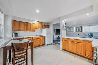 20 Rochelle Court, Amityville, NY 11701 - Photo 12
