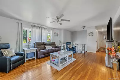 20 Rochelle Court, Amityville, NY 11701 - Photo 20