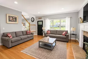 257 4th St, Saint James, NY 11780 - Photo 4